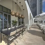 Blueground Edgewater Coffee Gym Pool Ac Mia-114