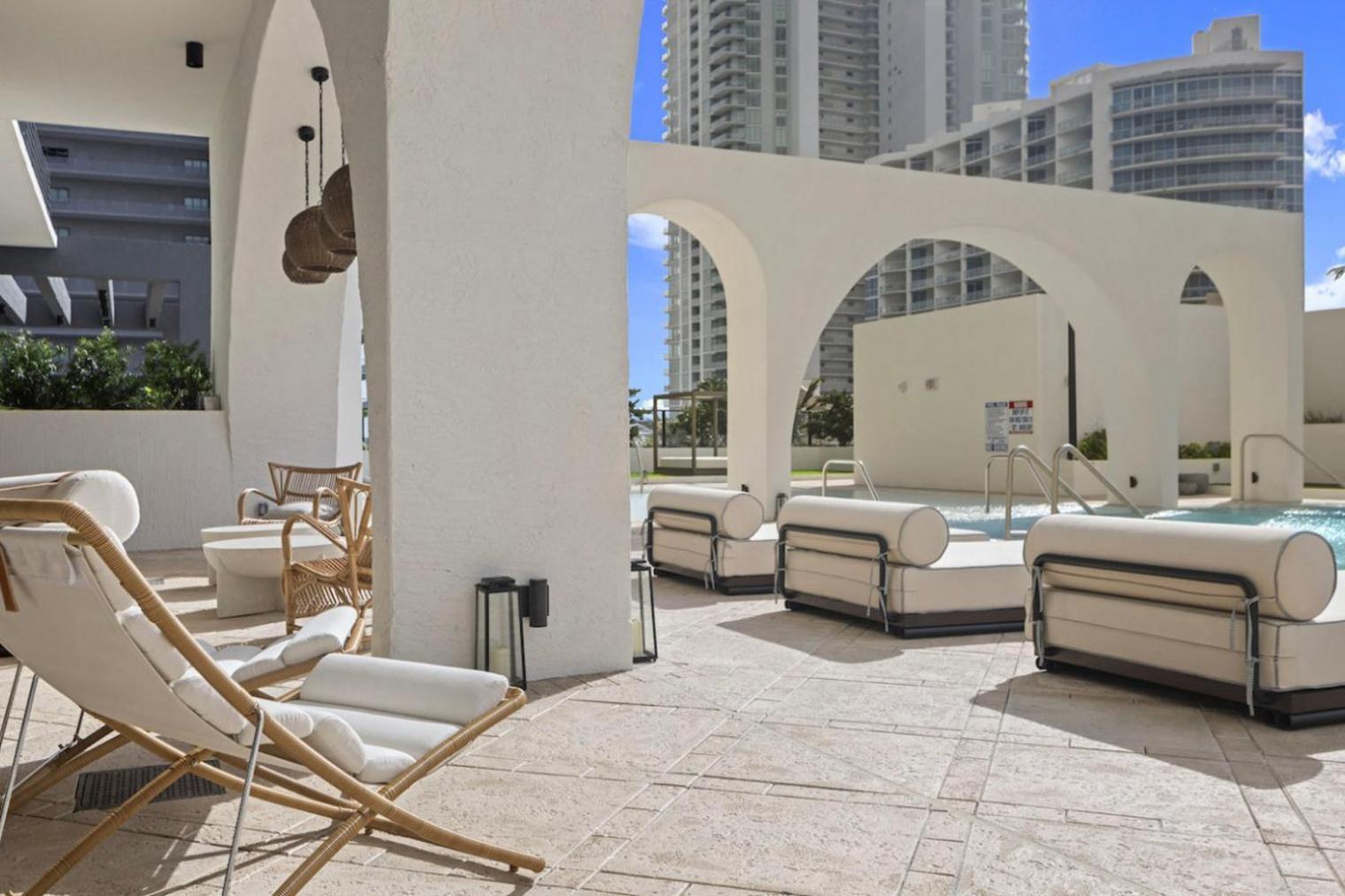 Blueground Edgewater Coffee Gym Pool Ac Mia-114 Apartment