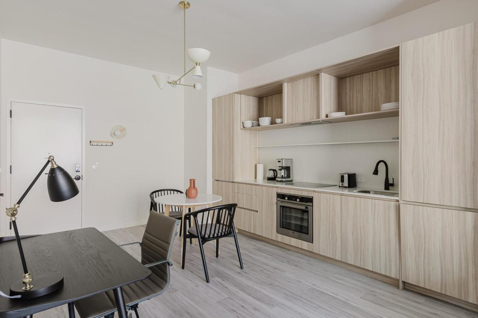 Apartment Blueground Edgewater Coffee Gym Pool Ac Mia-114 *