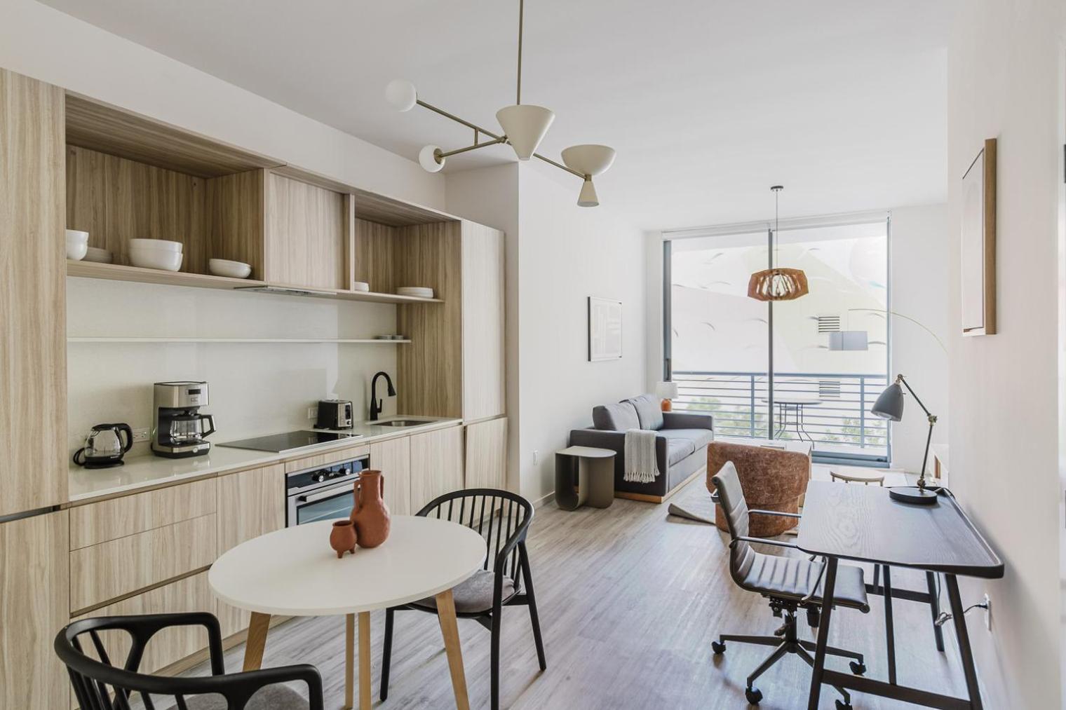 Blueground Edgewater Coffee Gym Pool Ac Mia-114 Apartment