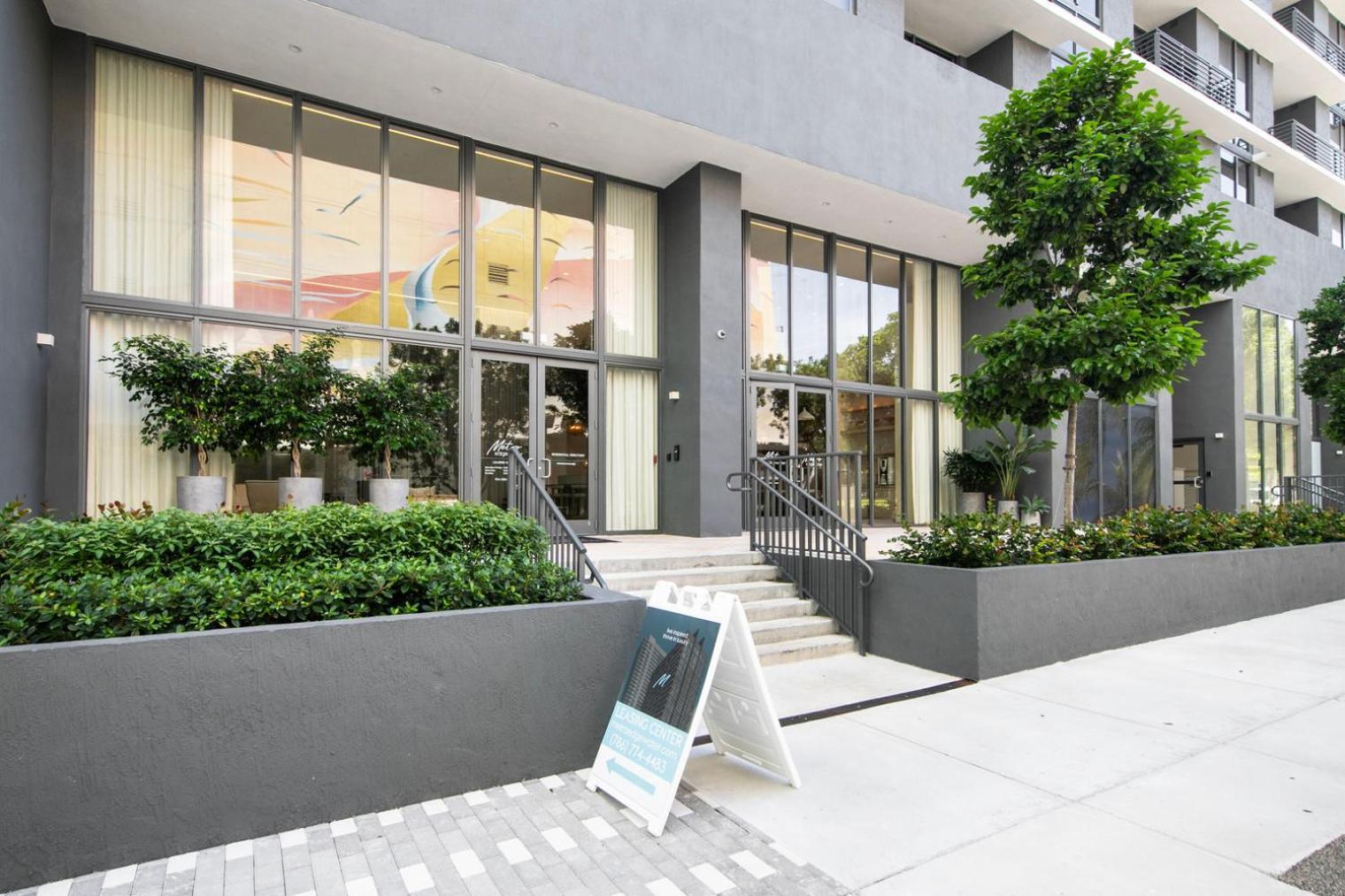 Blueground Edgewater Coffee Gym Pool Ac Mia-114 * Miami